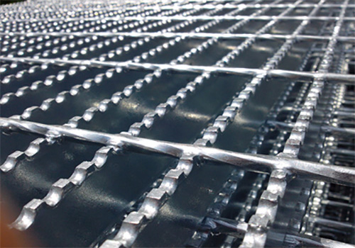 Steel Grating: A Durable, Versatile Solution for Industrial and Commercial Applications